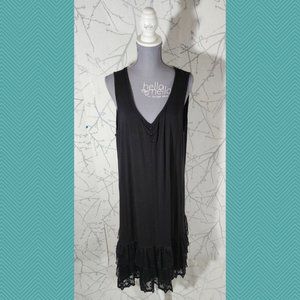 Mellem Black V-Neck Tiered Lace Hem Midi Shift Dress Whimsigoth Fairy Grunge